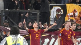 FOTO: Hattrick Dybala untuk AS Roma