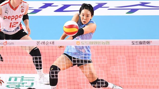 Libero senior Oh Ji Young yang didakwa melakukan pelecehan di AI Peppers mendapat hukuman skorsing satu tahun oleh Federasi Bola Voli Korea Selatan (KOVO).
