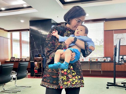 7 Momen Menteri Sri Mulyani Sambut Cucu-cucu di Kantor Kemenkeu, Bikin Kagum Netizen