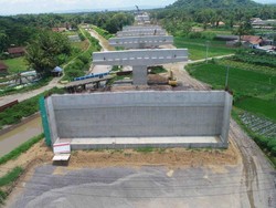 Progres Konstruksi Tol Jogja-Bawen 51,75 Persen, Ini Fokus Kontraktor
