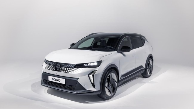 Car of the Year 2024, penghargaan internasional untuk mobil yang dijual di Eropa, memilih Renault Scenic sebagai pemenang. 