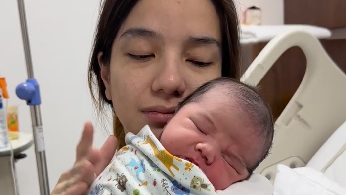 Mengenal Prosedur Steril Permanen Tubektomi yang Dilakukan Sheila Marcia