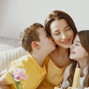 5 Trik Sukses Menciptakan Waktu Berduaan bersama Anak