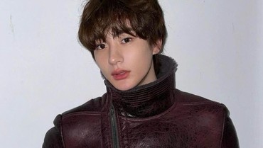 Beredar Foto Pre Debut Anton RIIZE Saat Bermain Cello, Visual Jadi Sorotan