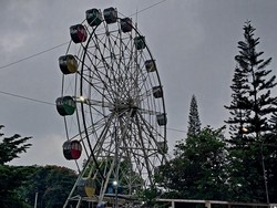 Wow! Bianglala Baru Alun-alun Kota Batu Habiskan Anggaran Rp 7 M
