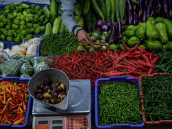 Harga Sembako Jatim 20 April 2025, Cabai Keriting dan Ayam Kampung Turun