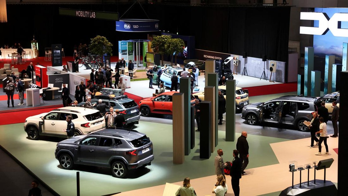 FOTO: Mobil-mobil Canggih Kembali Bikin Riuh Geneva Motor Show