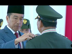 Kini Ada Bintang 4 di Pundak Prabowo