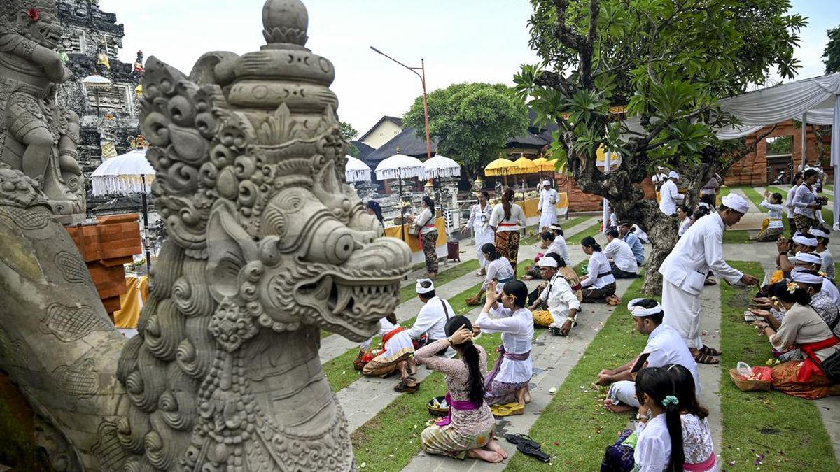 25 Ucapan Selamat Hari Raya Galungan 2025 Bahasa Indonesia dan Bali