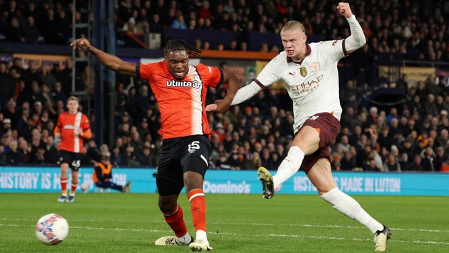 Bintang Manchester City Erling Haaland menebar ancaman bahwa dirinya sudah kembali ke performa terbaik setelah mencetak lima gol dalam satu pertandingan.
