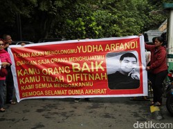 Kata Pengacara soal Spanduk Dukungan ke Yudha Arfandi di Kolam Renang