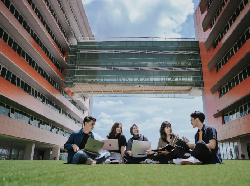 Unpar Raih Peringkat 2 Universitas Terbaik Versi Nature Index 2023