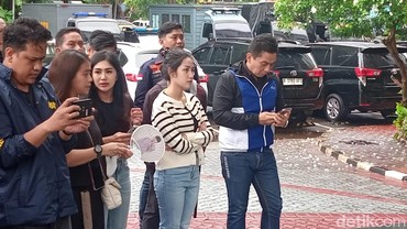 img-title Amarah Tamara Tyasmara Teriaki Yudha Arfandi Pembunuh di Ruang Sidang