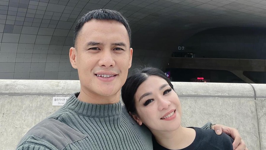 Choky Sitohang dan Melissa Aryani