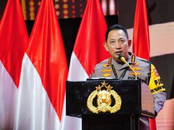 Kapolri Jenderal Sigit Ucapkan Selamat Ulang Tahun Ke-73 untuk Prabowo