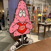 Kolaborasi KitKat dan THE GOODS DEPT Hadirkan Karakter Ikonis, Tersedia Merchandise hingga Makanan