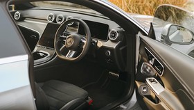 Mercedes-Benz CLE 300 Diluncurkan di Indonesia