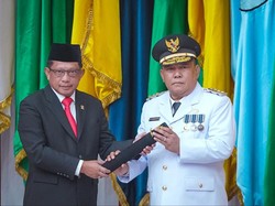 Akademisi-Warga Berharap Pj Gubernur Riau Tuntaskan Jalan Rusak di Pekanbaru
