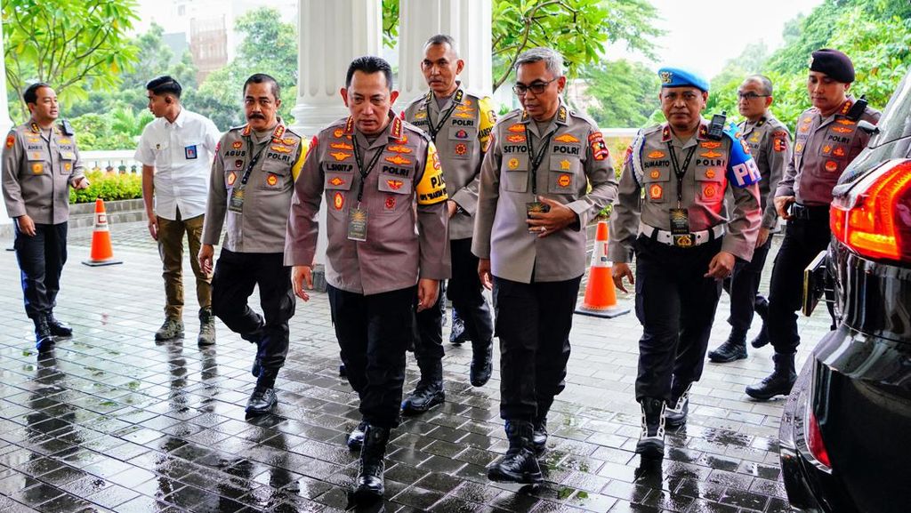 Kapolri Beber Poin-poin Arahan Prabowo saat Rapim TNI-Polri di Istana