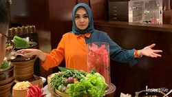 Mencicipi Ayam Bacem Khas Mama Rieta untuk Buka Puasa, Kesukaan Rayyanza Cipung