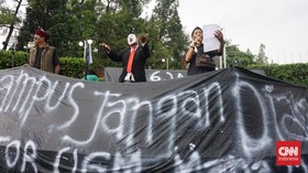 Guru Besar UGM: Jika Penguasa Abai, Indonesia Emas Bisa Berganti Cemas