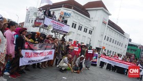 Ratusan Pendukung Anies-Ganjar Demo Tolak Pemilu Curang di Yogyakarta