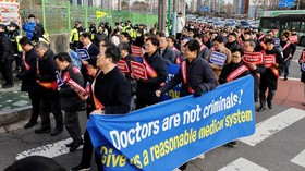 Polisi Korsel Serbu Kantor Organisasi Medis usai Dokter Resign Massal