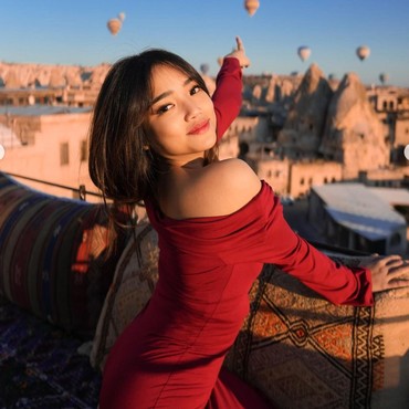 Mobil Fuji Ditabrak, Ibunda Trauma: Sopirnya...