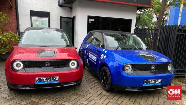 Honda e: adalah mobil listrik mungil Honda yang dirancang menggabungkan retro dan modern, sayangnya model ini tak akan dijual di Indonesia.