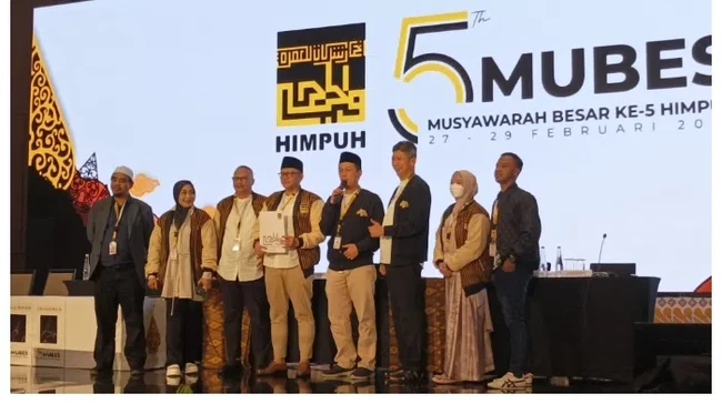 Muhammad Firman Taufik terpilih menjadi Ketua Umum Himpunan Penyelenggara Umrah dan Haji (HIMPUH) periode 2024-2028.
