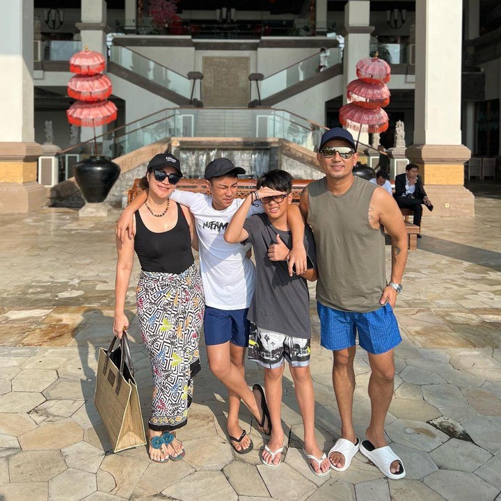 <p>Momen itu pun diketahui langsung dari laman Instagram Sabria yang mengucapkan terima kasih kepada sang suami atas liburannya kali ini. "Liburan ulang tahun terbaik yang pernah ada!! Terima kasih Papap <em>@riofebrian25.</em> Kami bersenang-senang," tulisnya. (Foto: Instagram@sabriakono)</p>