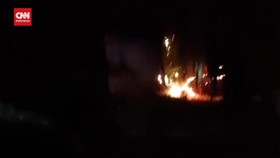 VIDEO: Bukan Tawuran Antar Kampung, Ini Cara Warga Usir Gajah Liar