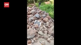 VIDEO: Kalah Suara, Caleg di Kabupaten Pandeglang Tutup Jalan