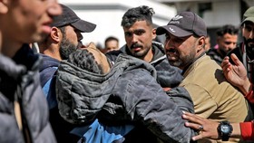 Tentara Israel Akui Tembaki Warga Palestina Antre Bantuan di Gaza