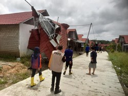 Puting Beliung Terjang Prabumulih, 26 Rumah Rusak Ringan hingga Roboh