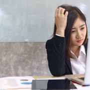 Hati-hati, 6 Kebiasaan di Tempat Kerja Ini Bisa Jadi Tanda Kamu Mengidap ADHD!