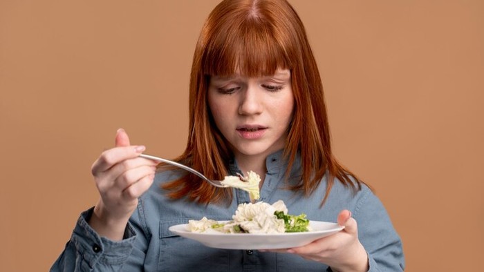 Mengenal Cibophobia, Ketakutan Orang Dewasa pada Makanan