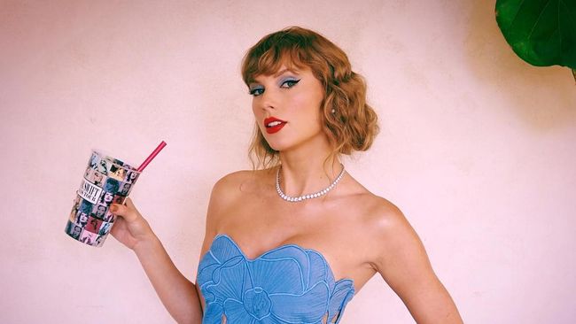 Kenapa Taylor Swift dan Travis Kelce Tak Hadir di Acara Met Gala 2025?