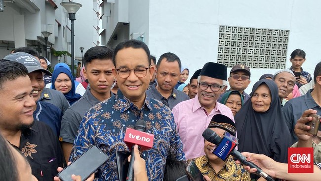 Anies berharap seluruh warga yang berhak dapat menempati rusun Kampung Akuarium ketika proses pembangunannya telah selesai.
