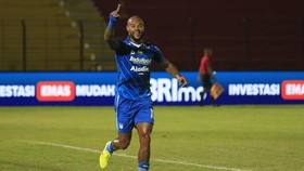 Bos Persib Ungkap David Da Silva Mogok Main karena Uang