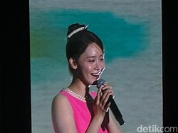 Yoona SNSD Kepincut Manisnya Bika Ambon: Kayak Ada Rasa Buah