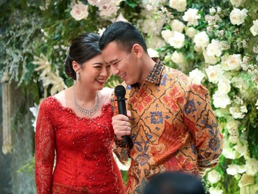 7 Momen Bahagia Angela, Putri Jenderal TNI Andika Perkasa Dilamar Polisi