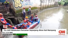 VIDEO: Remaja Hanyut, Terbawa Arus Saat Hujan Deras