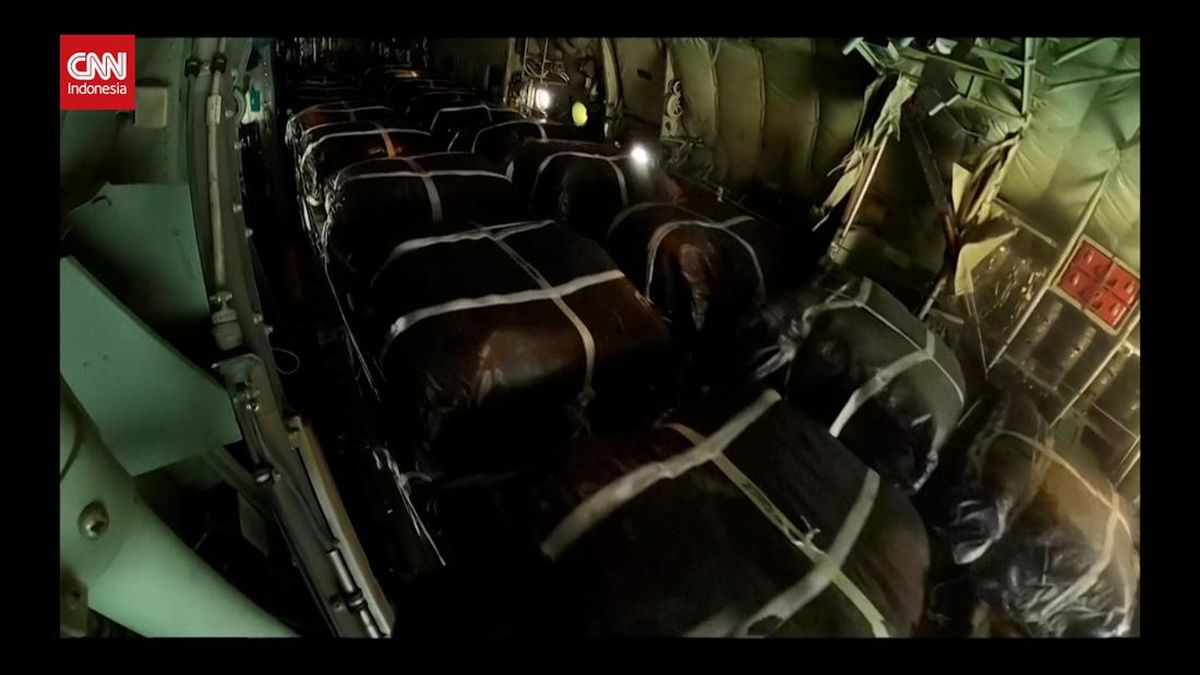 VIDEO: AS Ikut Kirim Bantuan ke Jalur Gaza Lewat Udara