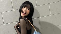 Disorot, Outfit Lisa BLACKPINK Nonton Konser Taylor Swift Capai Rp93 Juta