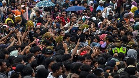 FOTO: Kenduren Wonosalam, Festival Bagi-bagi Ribuan Durian di Jombang