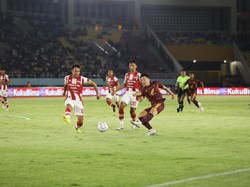 Ardiansyah Blunder, 10 Pemain Persis Solo Ungguli PSM Makassar 1-0