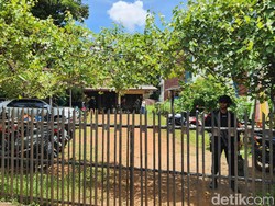 Tuntutan 2 Tahun Bui bagi Dukun Santet Ciputat Pemilik Senpi-Granat