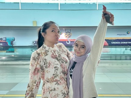 Akrab Seperti Bestie, Sienna Ungkap Hal yang Dibanggakan dari Sang Ibunda Marshanda