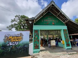 Unik! Nyadran di Makam Sewu Bantul Pakai Kirab Jodang-Gunungan